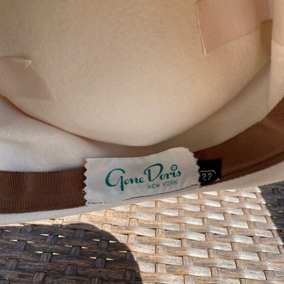 VINTAGE Gene Doris New York White Pillbox Style Hat with Sequins Size 22 - Picture 6 of 9